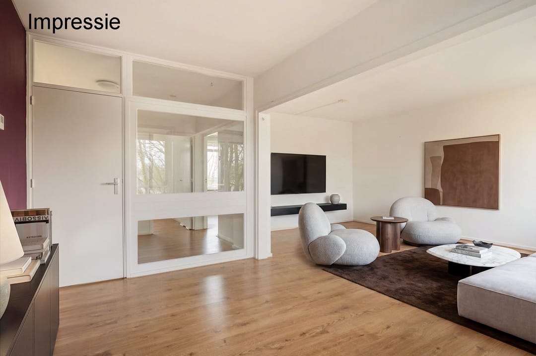 Spacious Three-Bedroom Apartment with South-Facing Balcony and Elevator in Green Setting — 11