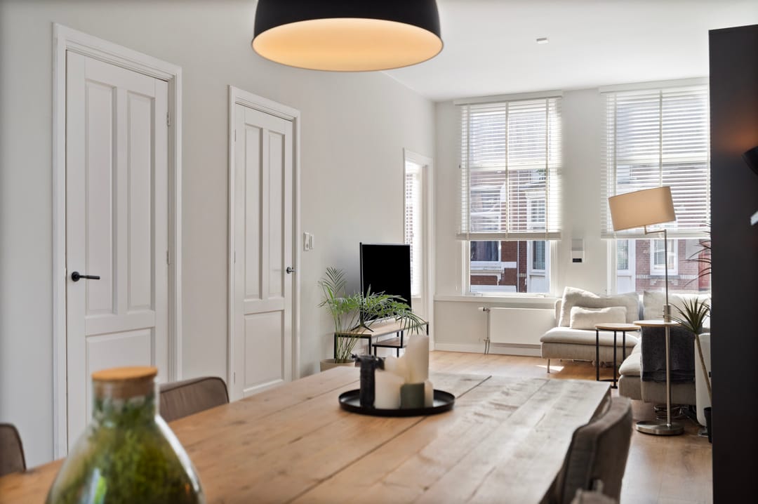 Charming Upper-Floor Apartment with Balcony in Valkenboskwartier — 11