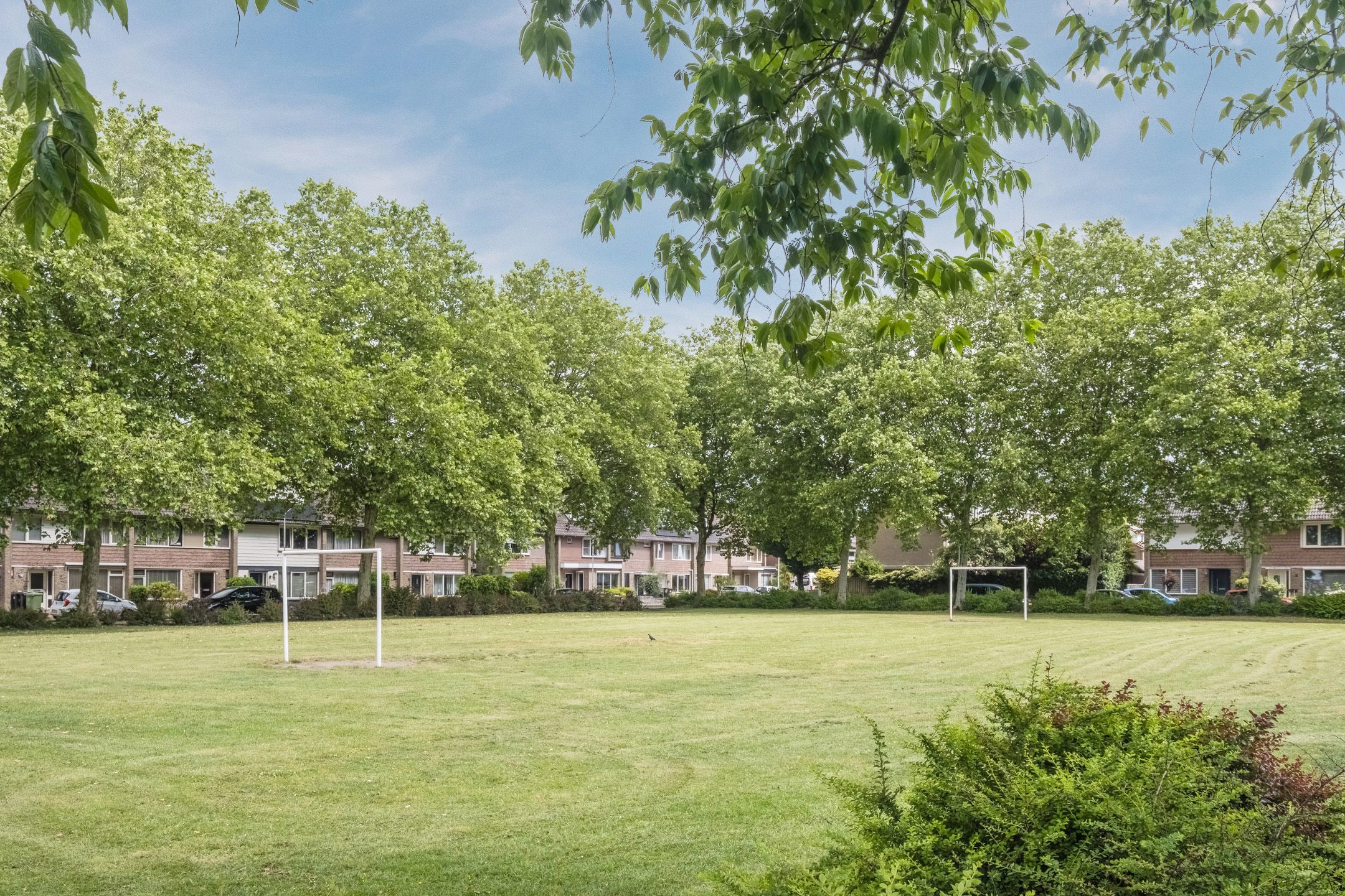 Move-in Ready Terraced Home with Three Bedrooms in Best — 27