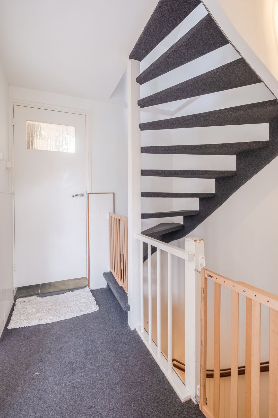 Move-in Ready Terraced Home with Three Bedrooms in Best — 13
