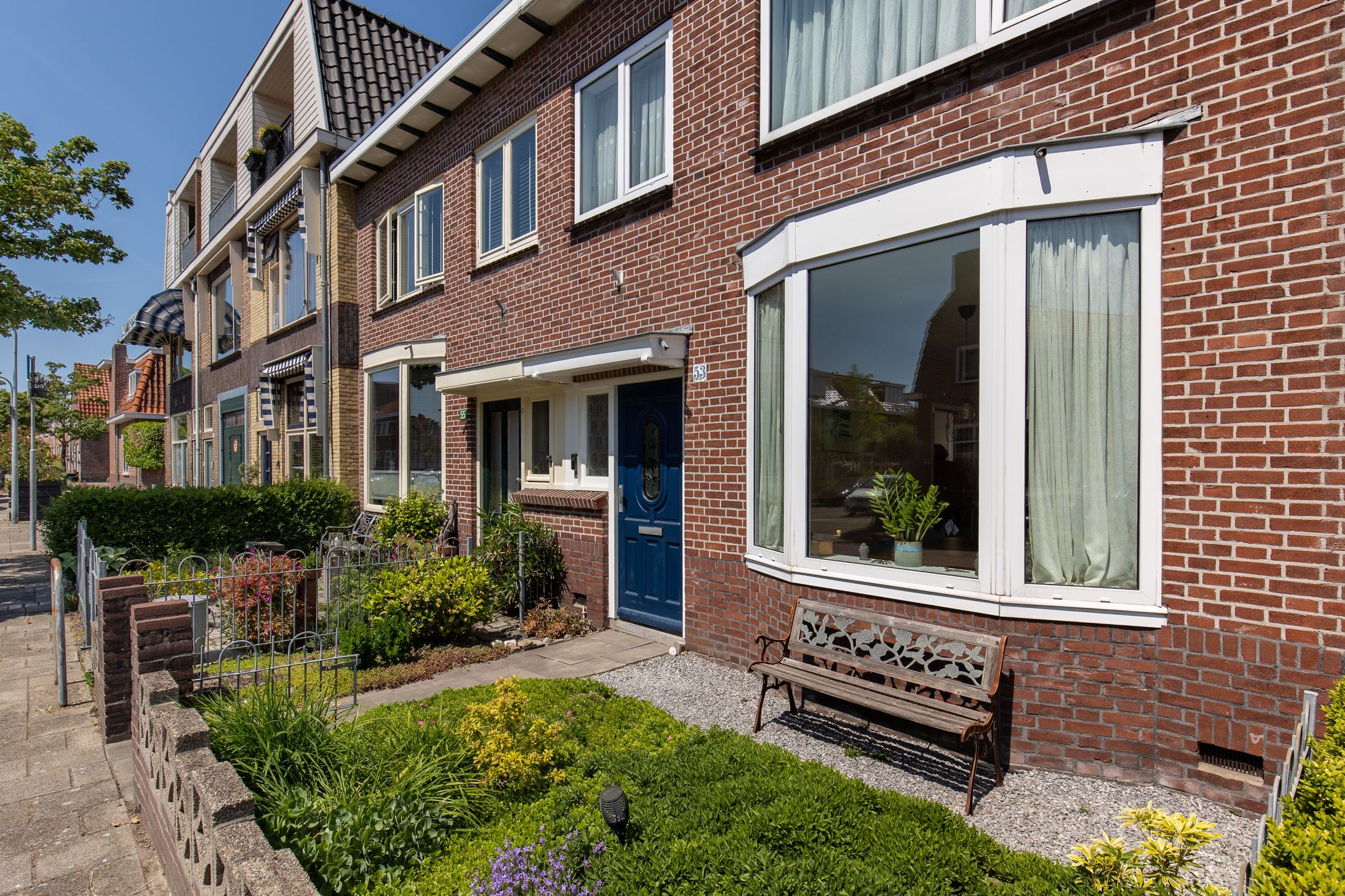 Charming Terraced House in Quiet Leidsebuurt Near Haarlem Center — 27