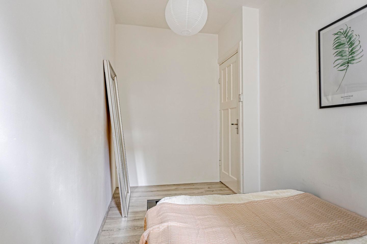 Characteristic 3-Room Apartment in Amsterdam School Style with Balcony — 14