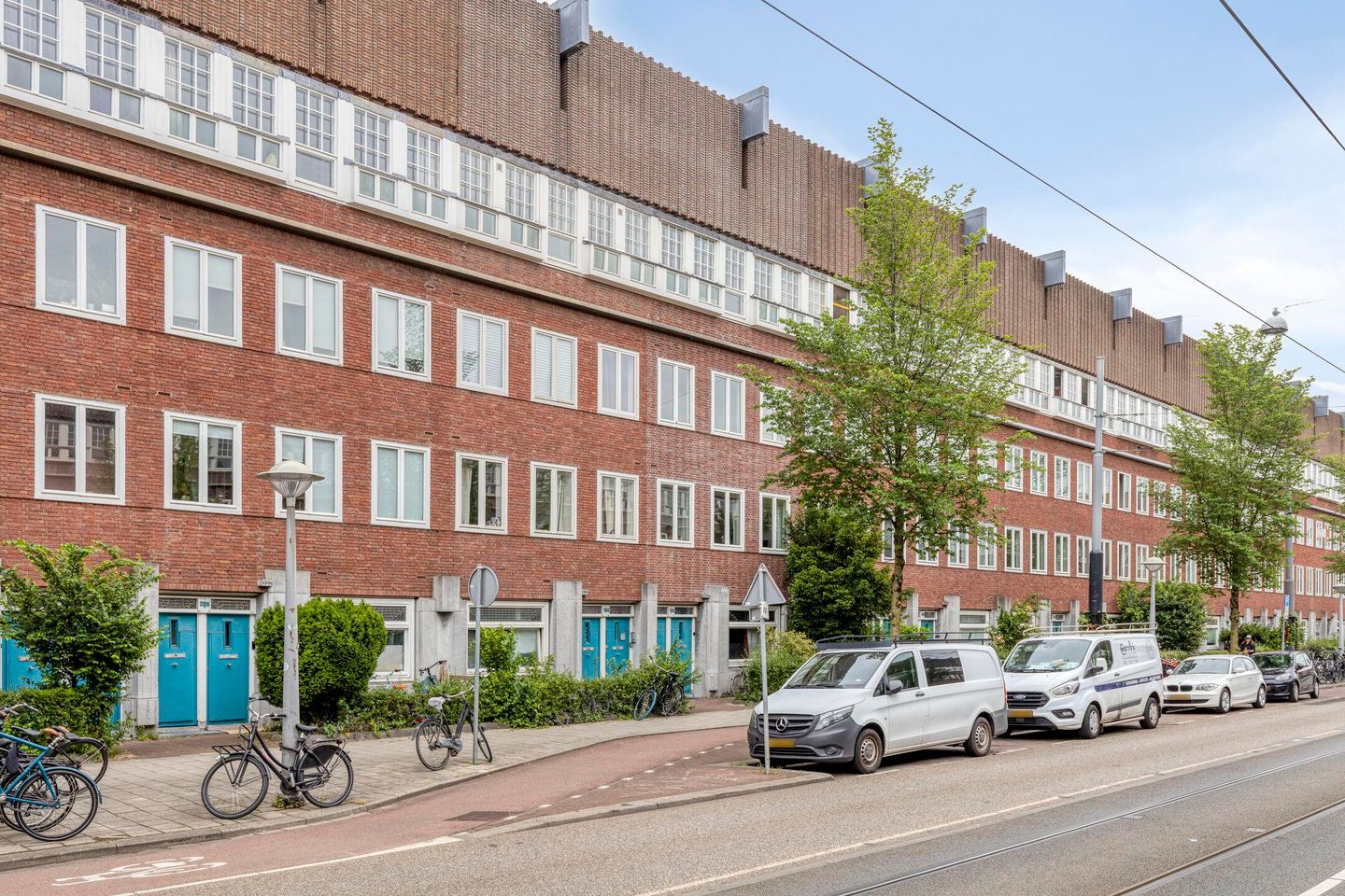 Characteristic 3-Room Apartment in Amsterdam School Style with Balcony — 34