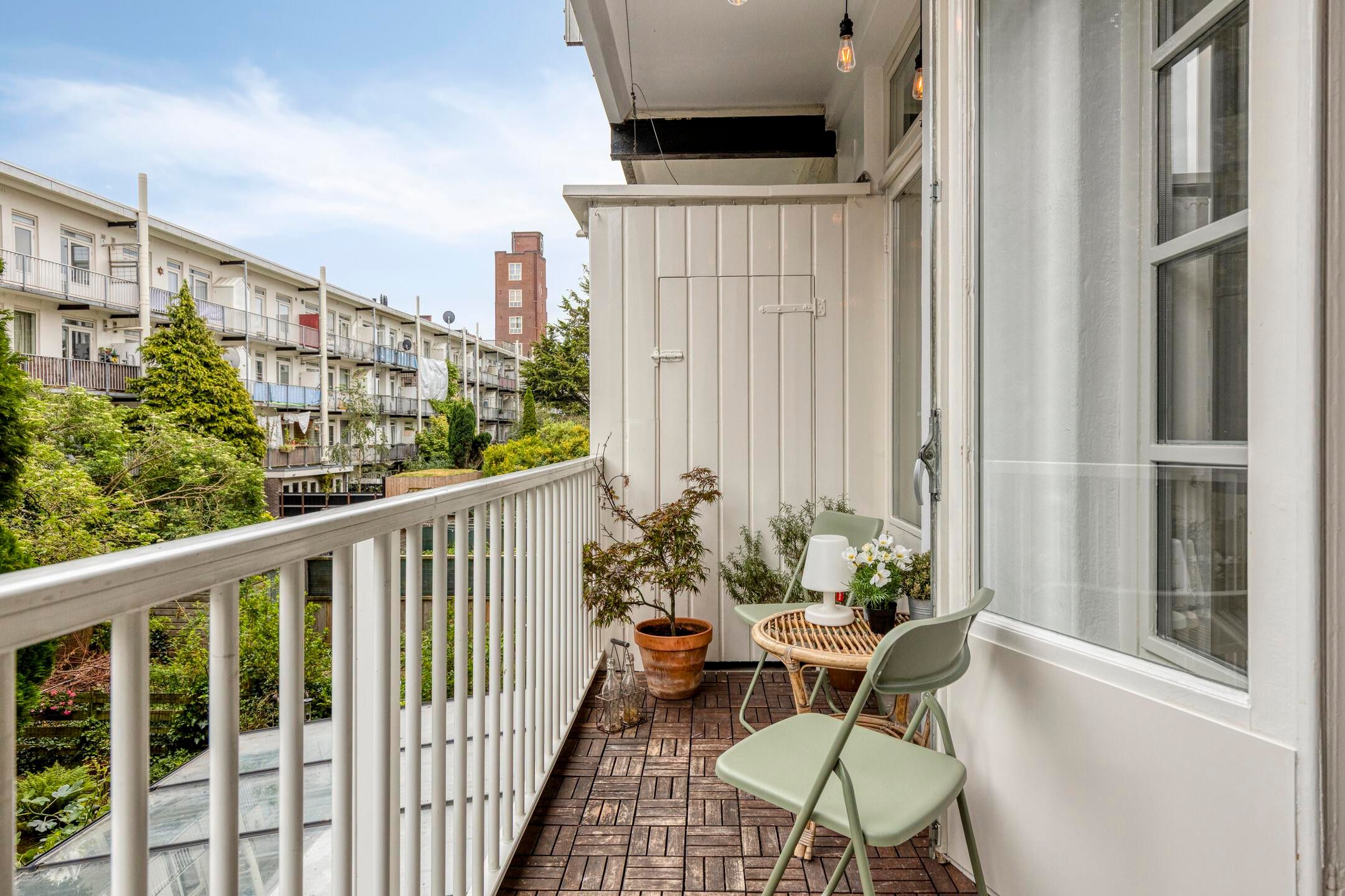 Characteristic 3-Room Apartment in Amsterdam School Style with Balcony — 9