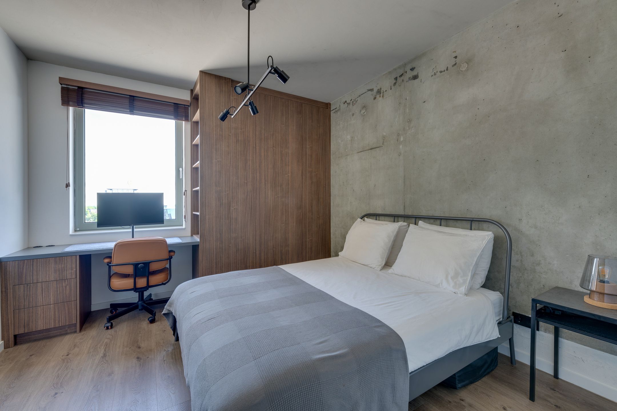 Modern Three-Room Apartment with Panoramic Views on NDSM-Wharf — 24