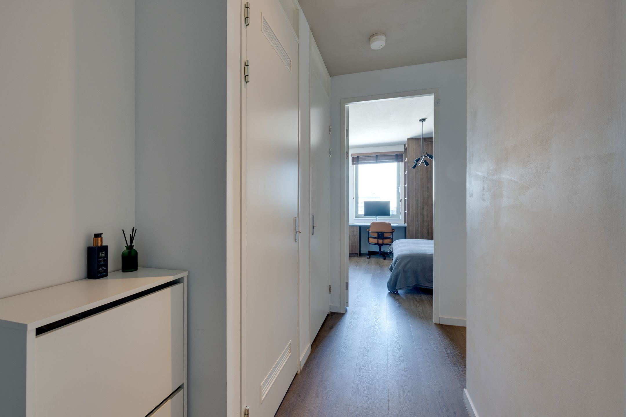 Modern Three-Room Apartment with Panoramic Views on NDSM-Wharf — 9