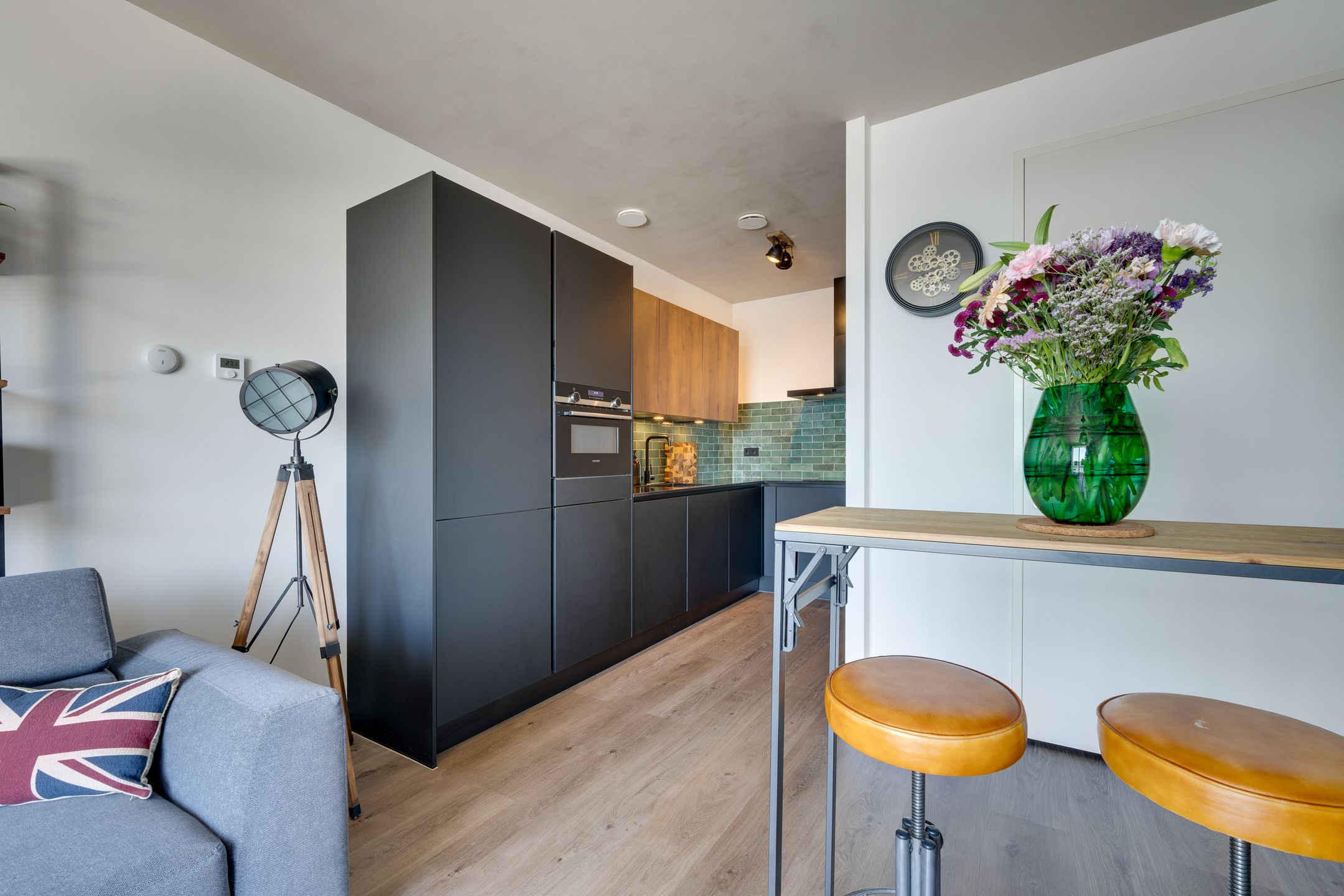 Modern Three-Room Apartment with Panoramic Views on NDSM-Wharf — 18