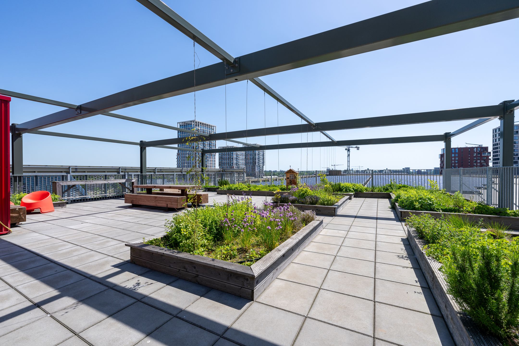 Modern Three-Room Apartment with Panoramic Views on NDSM-Wharf — 36