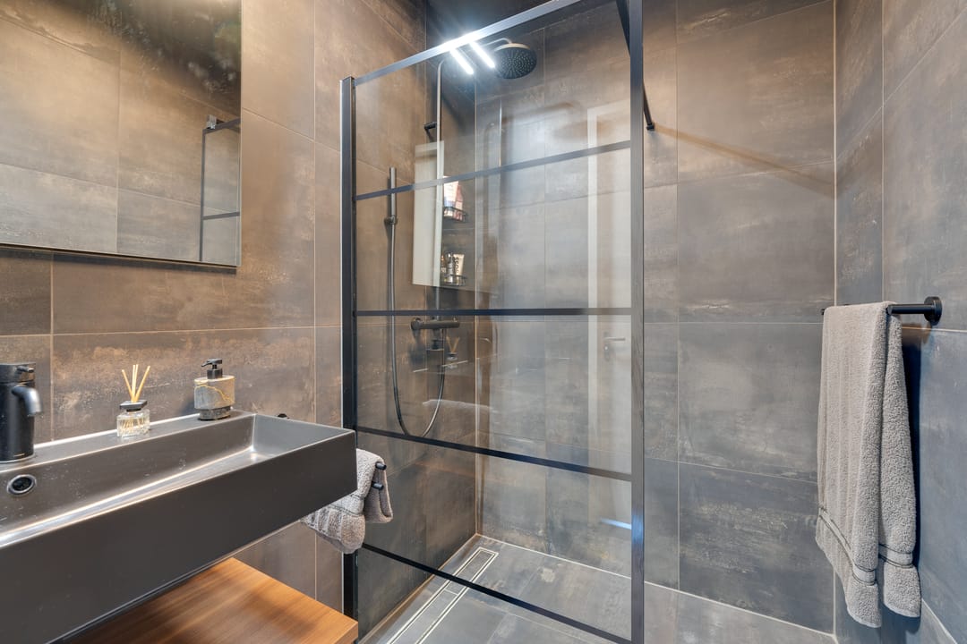 Modern Three-Room Apartment with Panoramic Views on NDSM-Wharf — 32