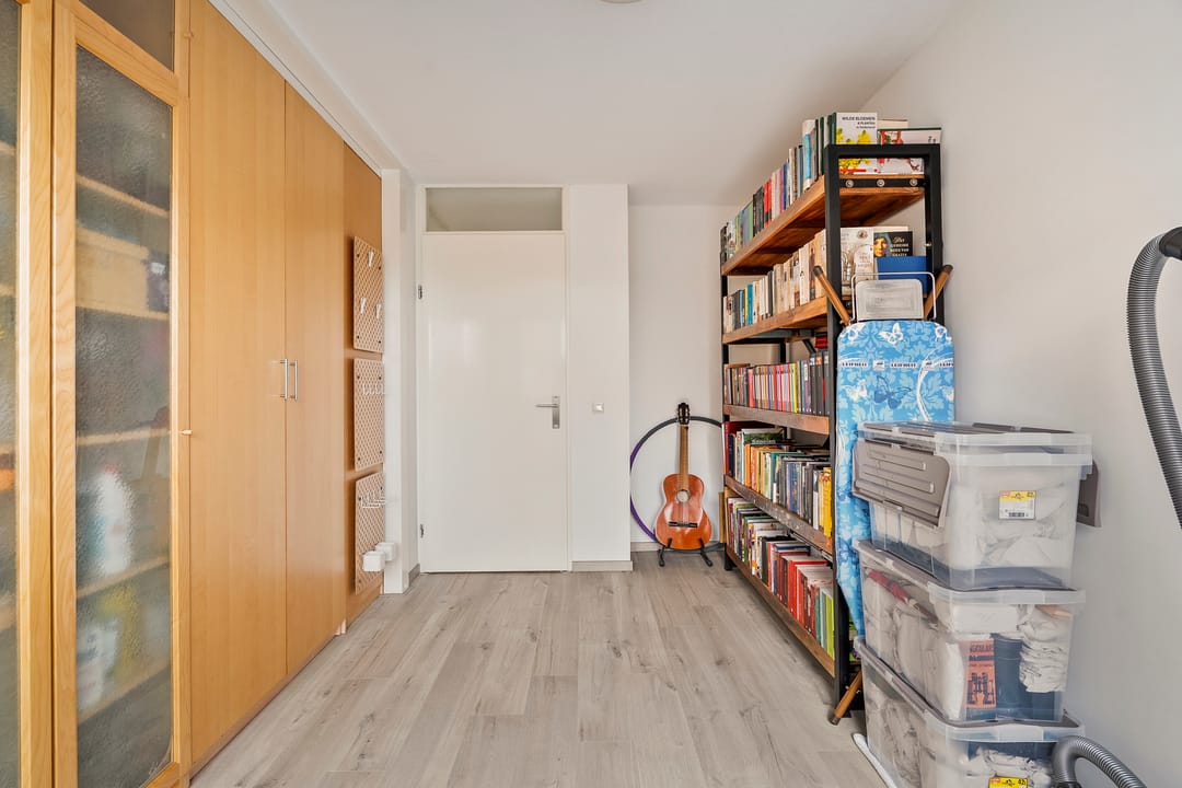 Spacious Terraced Home with Park Views and Rooftop Terrace in Meerwede Zuid — 26