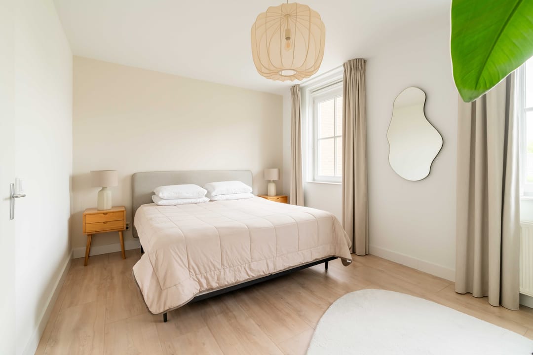 Move-in Ready 4-Bedroom Terraced House with Private Parking in Vathorst — 17