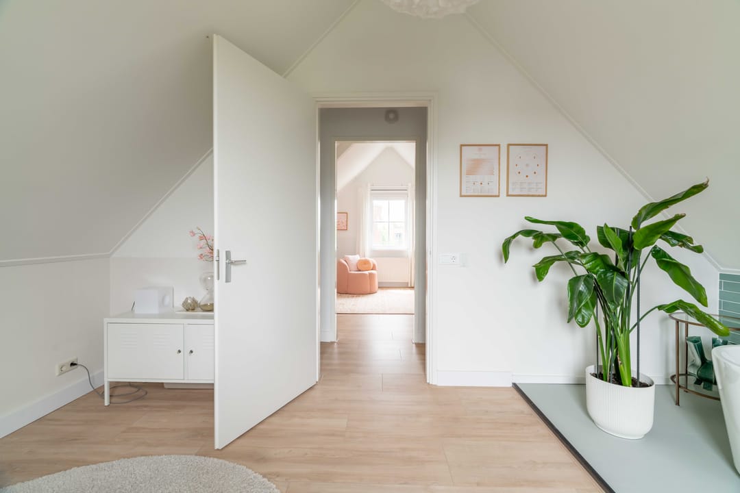 Move-in Ready 4-Bedroom Terraced House with Private Parking in Vathorst — 31