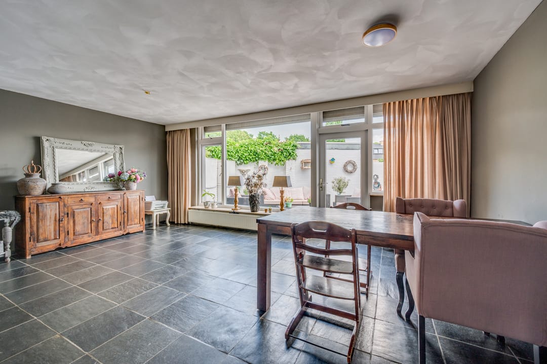 Spacious Semi-Detached Family Home with Home Office Space in Child-Friendly Venlo Neighborhood — 17