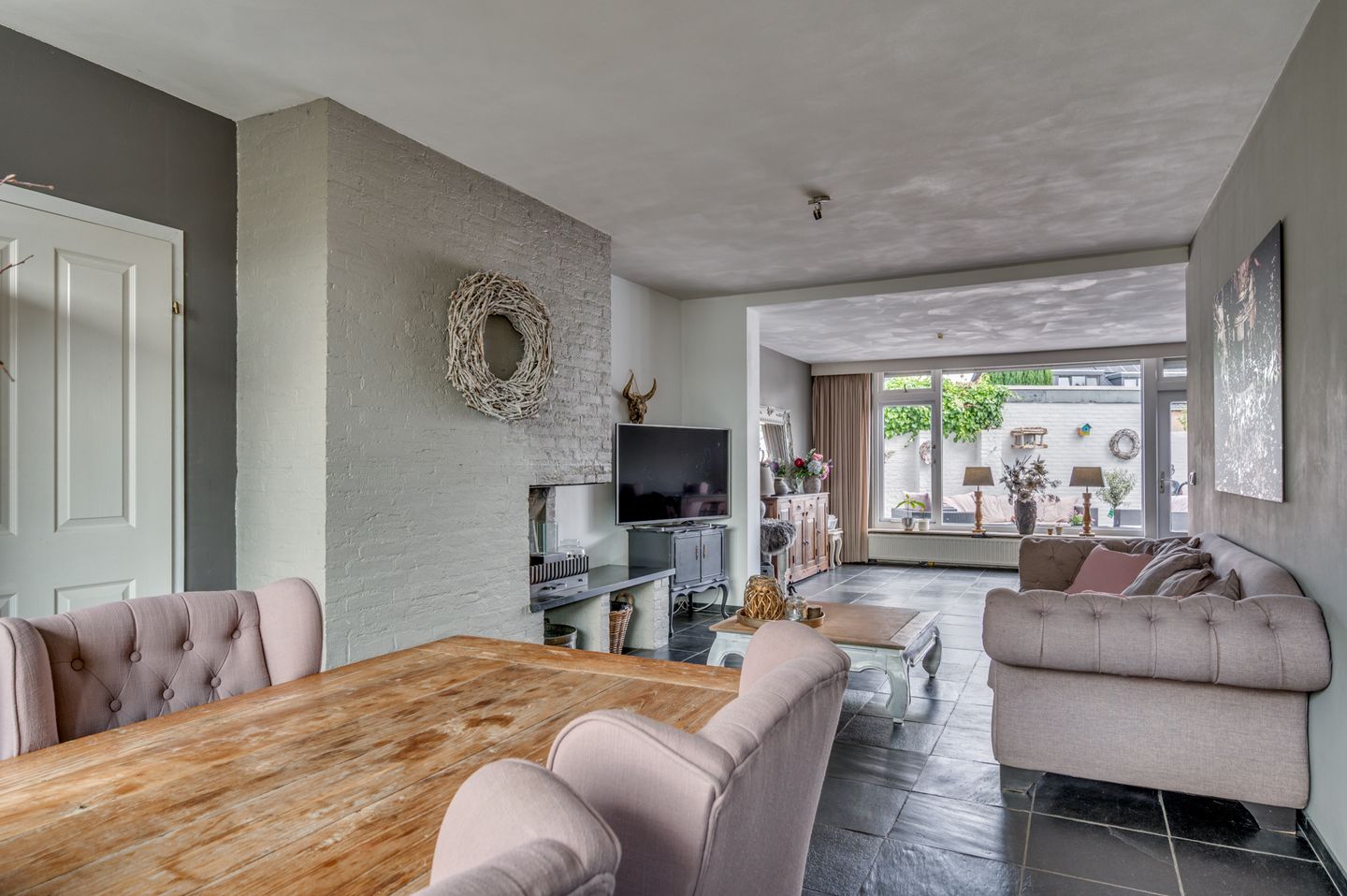 Spacious Semi-Detached Family Home with Home Office Space in Child-Friendly Venlo Neighborhood — 10