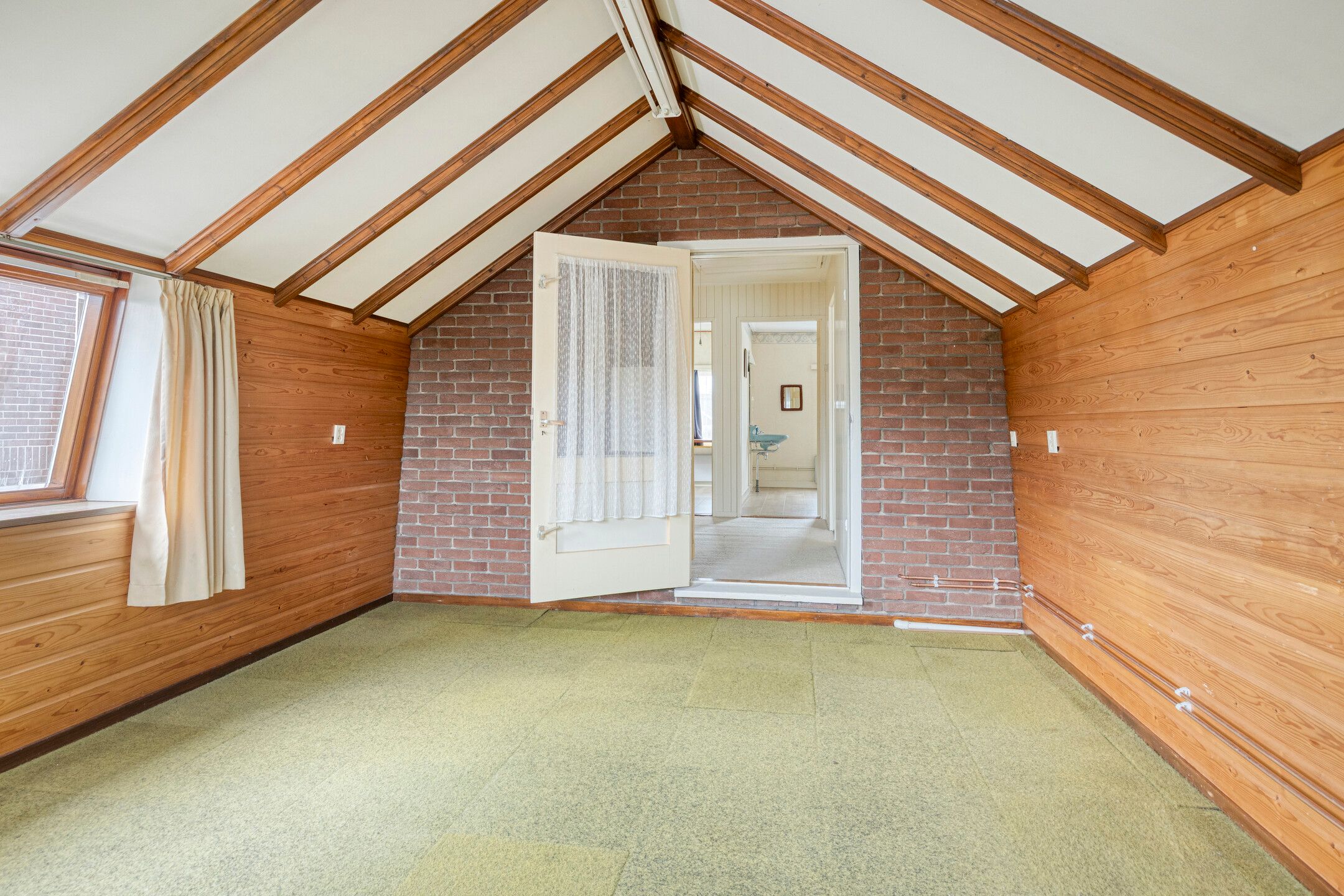 Charming Detached Home with Home Office Potential in Varsseveld Center — 30