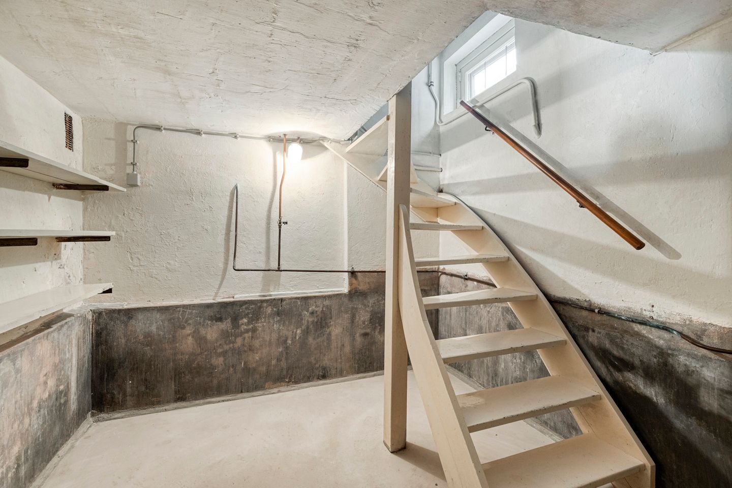 Charming Detached Home with Home Office Potential in Varsseveld Center — 14