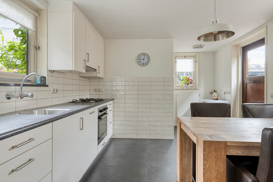 Charming Detached Home with Home Office Potential in Varsseveld Center — 23