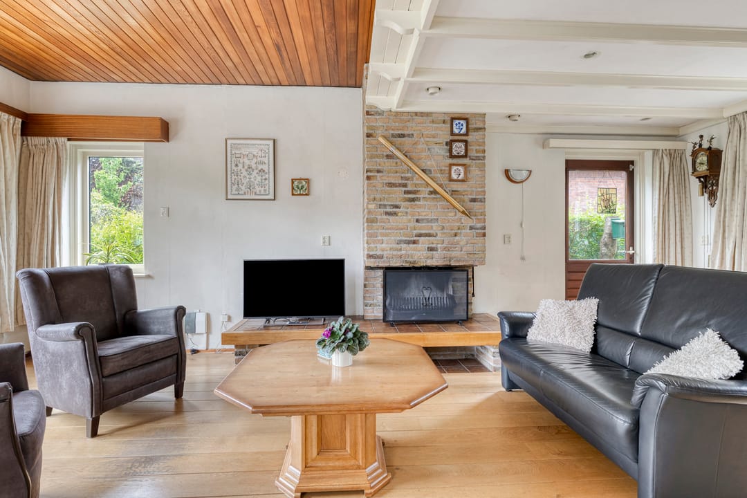 Charming Detached Home with Home Office Potential in Varsseveld Center — 16