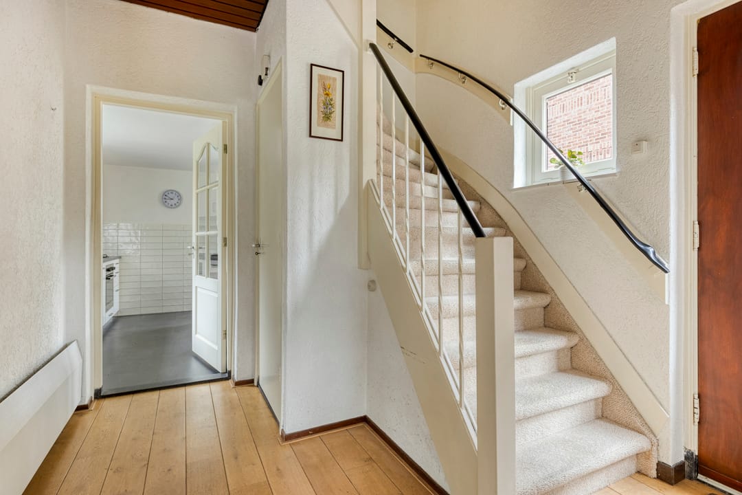 Charming Detached Home with Home Office Potential in Varsseveld Center — 13