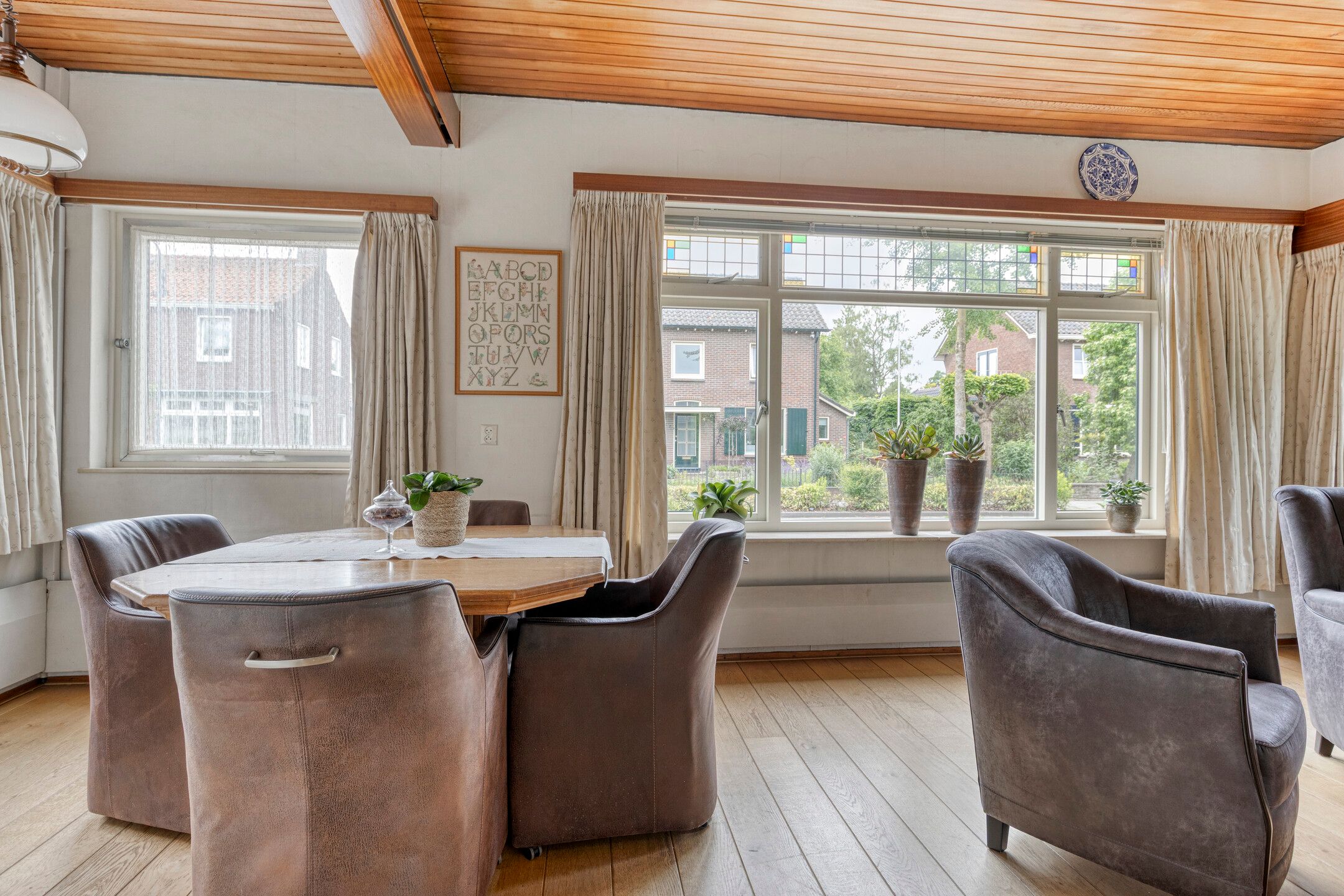 Charming Detached Home with Home Office Potential in Varsseveld Center — 15