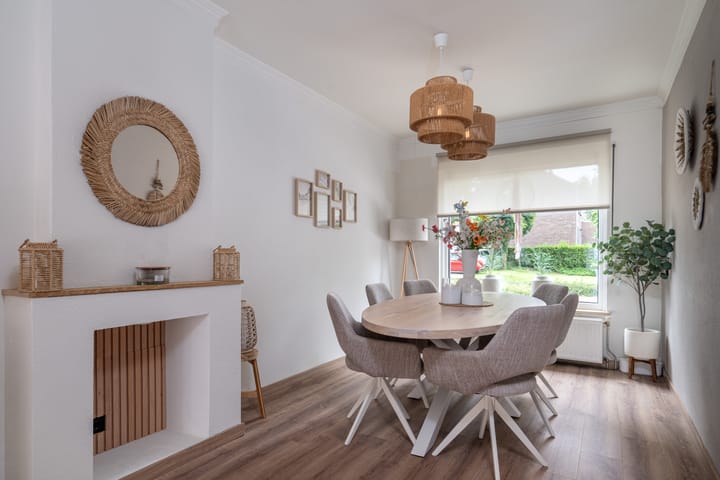 Hoekwoning te koop: Den Haagstraat 52, Heerlen