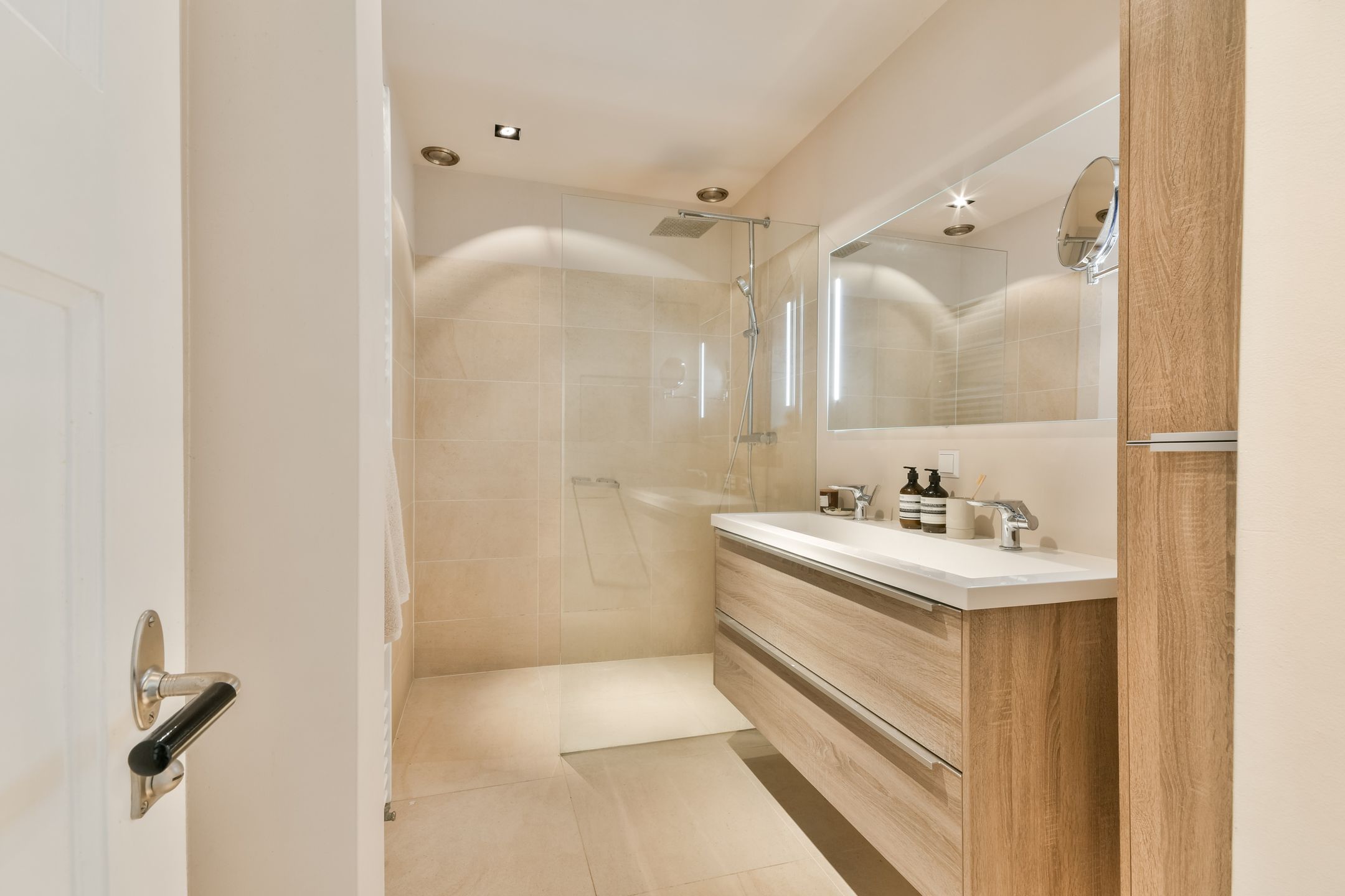 Charmant Appartement met Groen Uitzicht in Amsterdam Oud-Zuid — 18