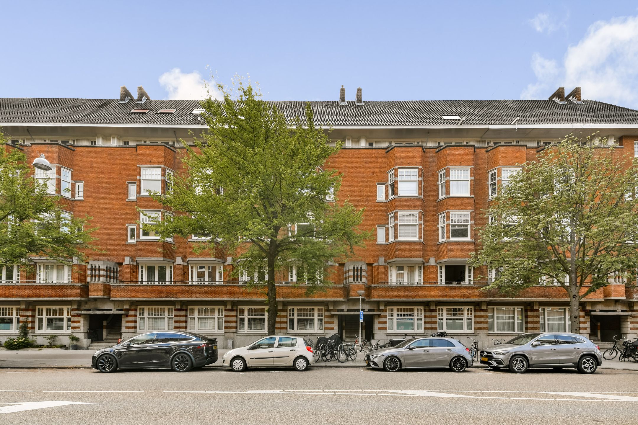 Charmant Appartement met Groen Uitzicht in Amsterdam Oud-Zuid — 21