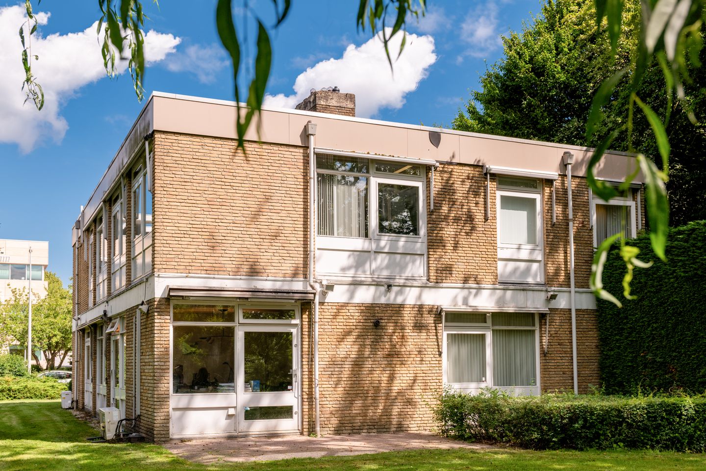 View photo 2 of De Cuserstraat 5