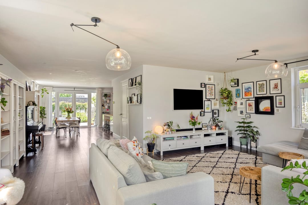 Spacious Detached Villa with Six Bedrooms and Energy Label A+ in Eijsden — 8