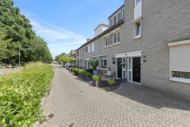 Photo 3 of Wethouder Janssenpad 36