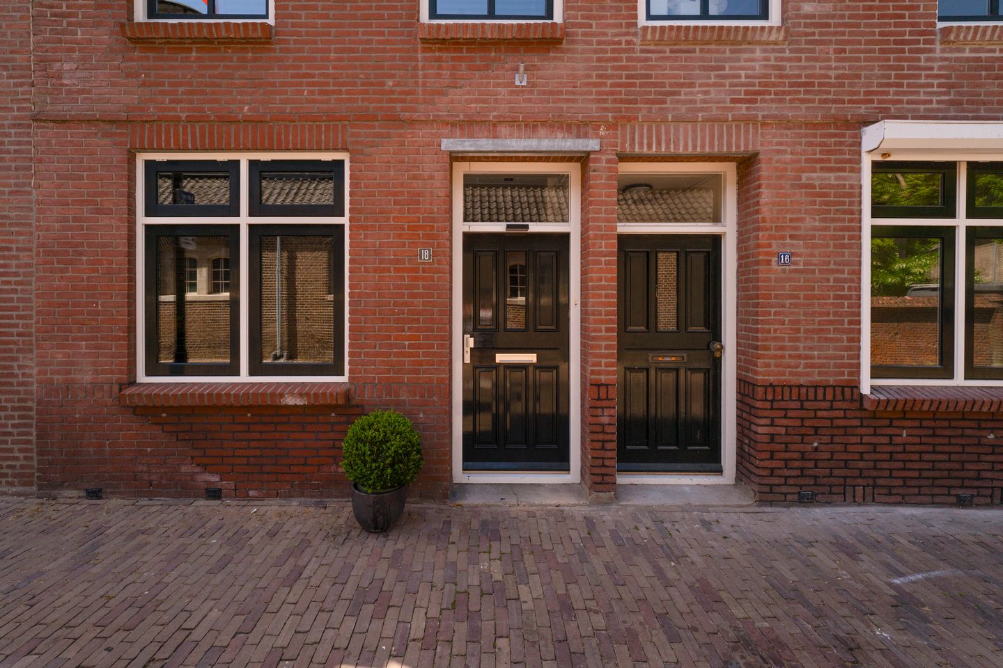 Foto 10 van Wittenburgstraat 18