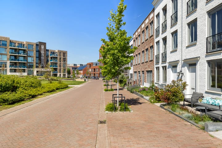 Tussenwoning te koop: De Dempostraat 21, Vlissingen