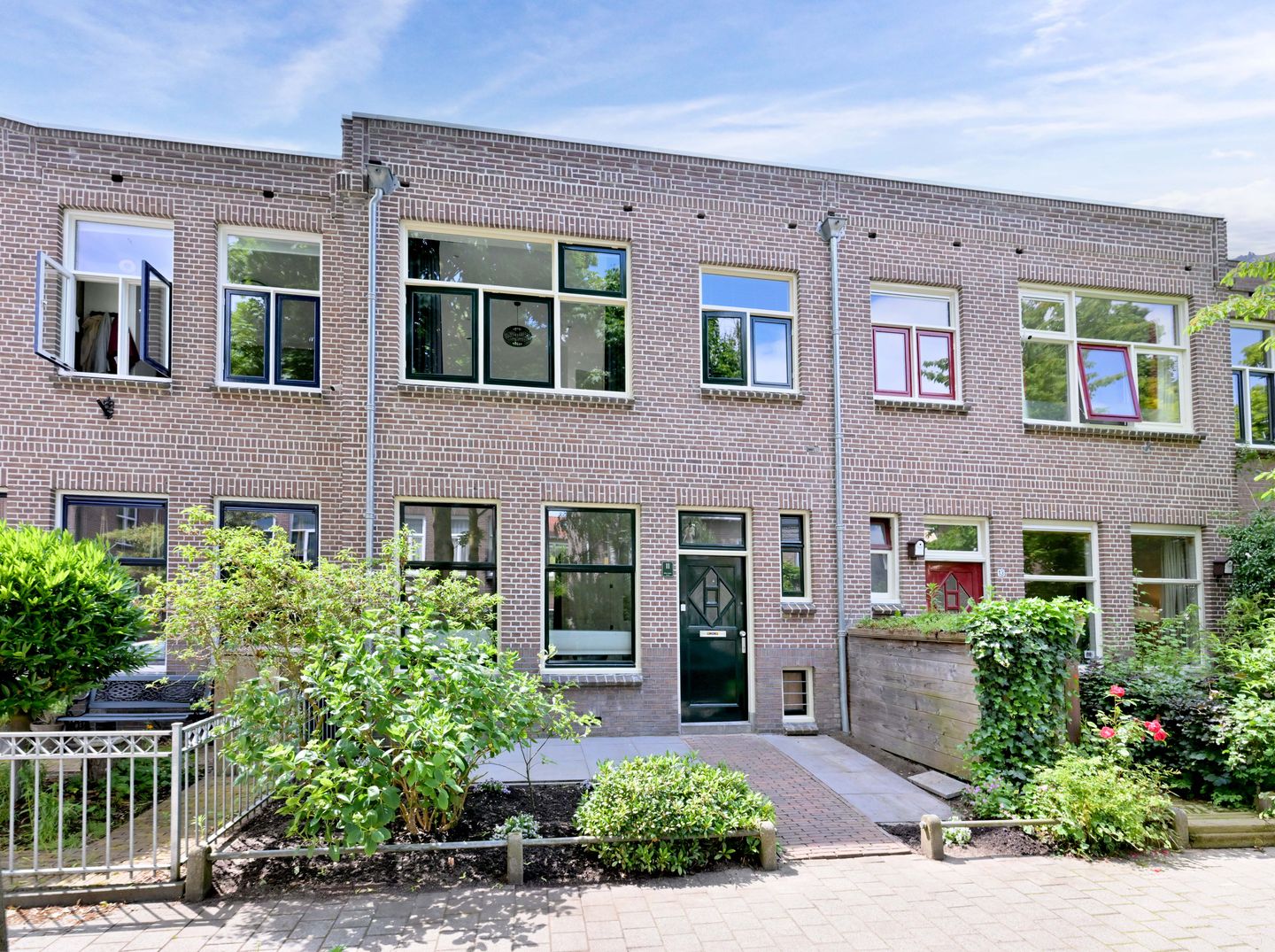 Foto 1 van A.J. Duymaer van Twiststraat 11
