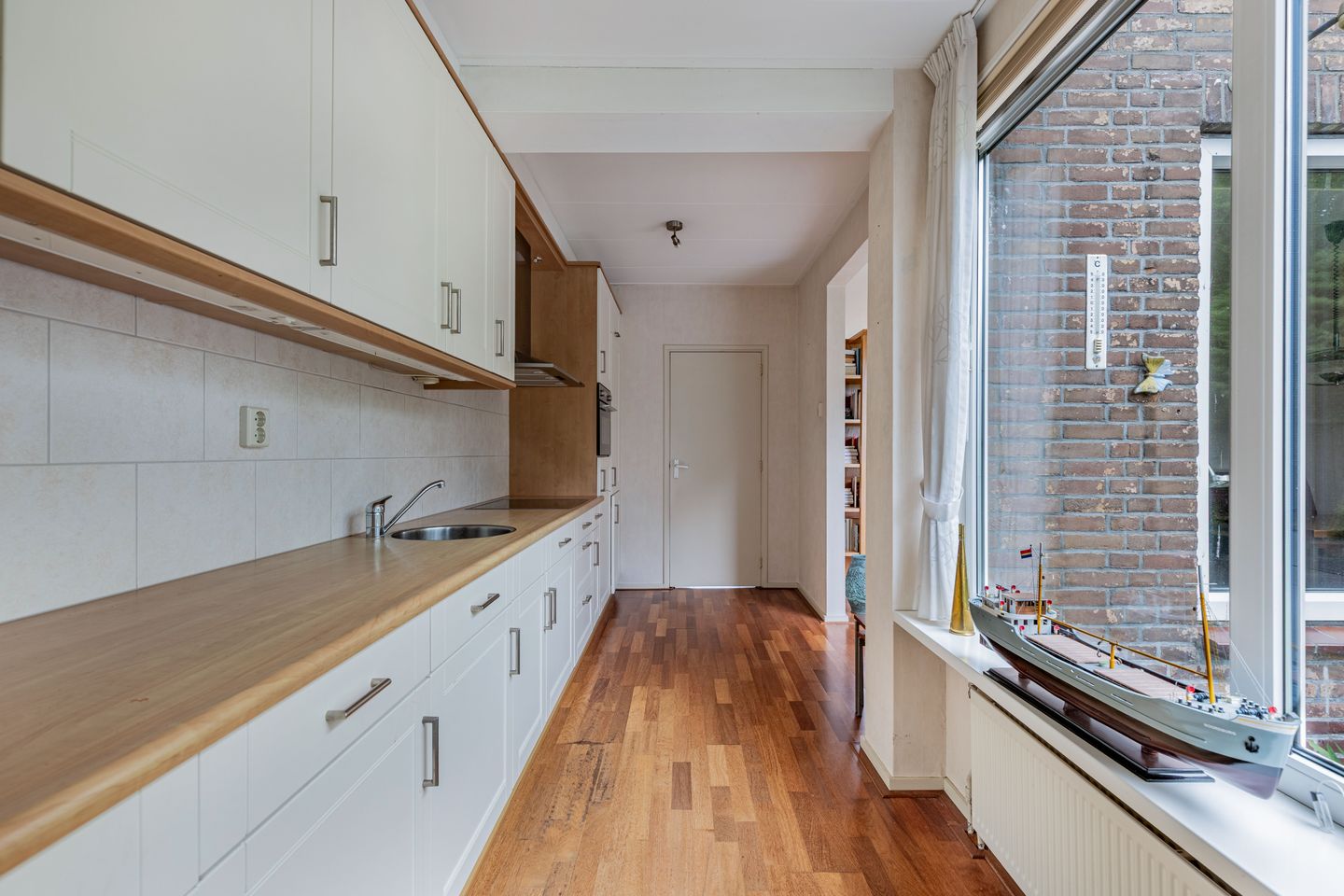 Photo 19 of Bramerstraat 1