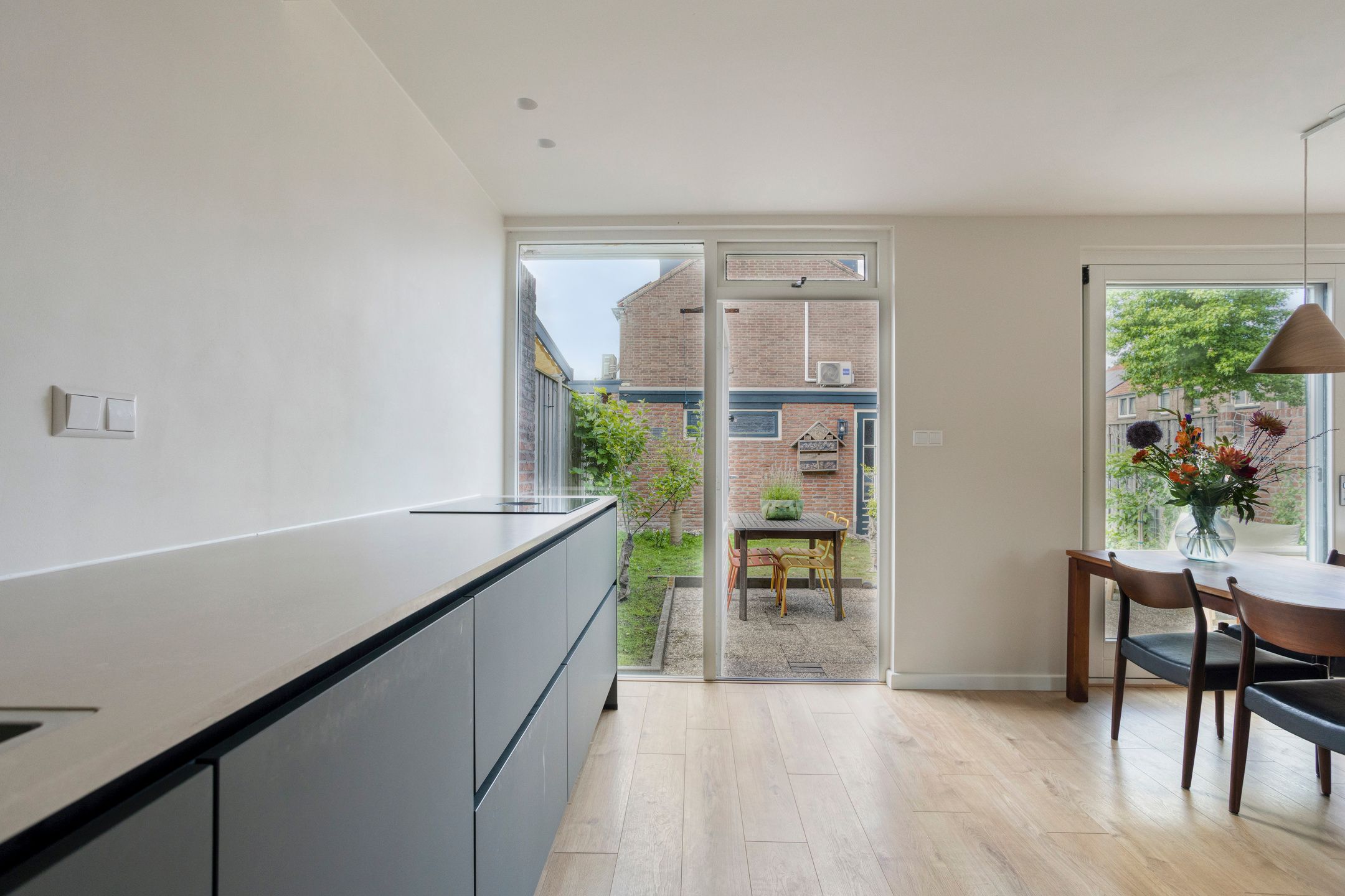 Photo 12 of Frans van Mierisstraat 25
