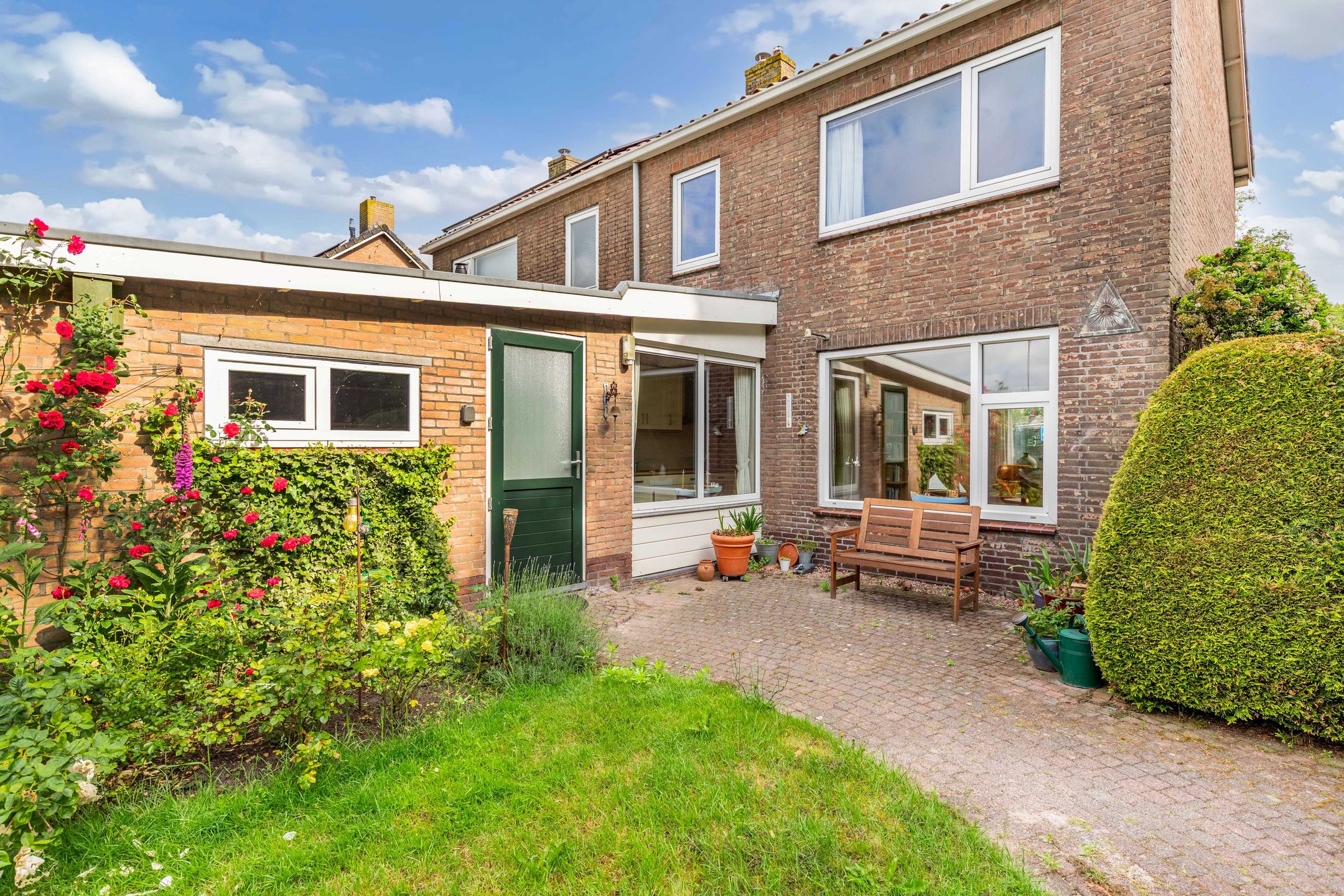 Photo 36 of Bramerstraat 1