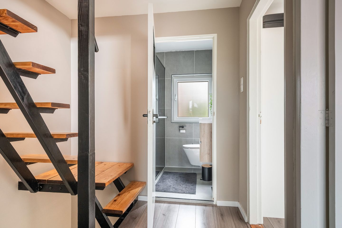 Completely Renovated Family Home with Garage in Child-Friendly Doesburg Neighborhood — 10