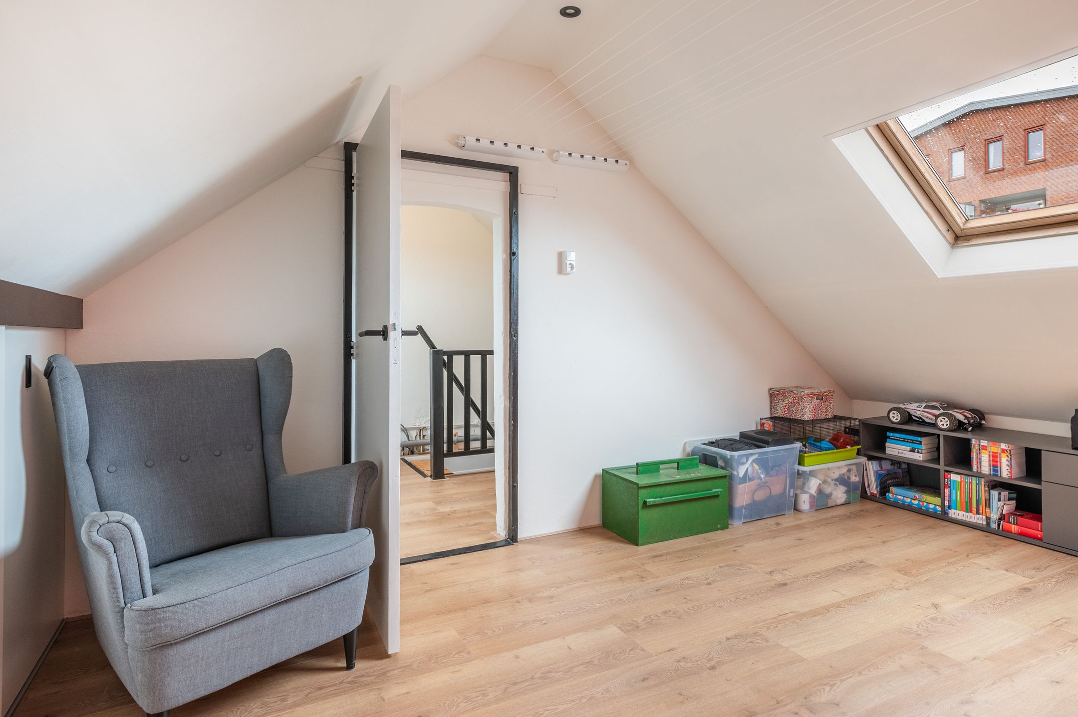 Completely Renovated Family Home with Garage in Child-Friendly Doesburg Neighborhood — 21