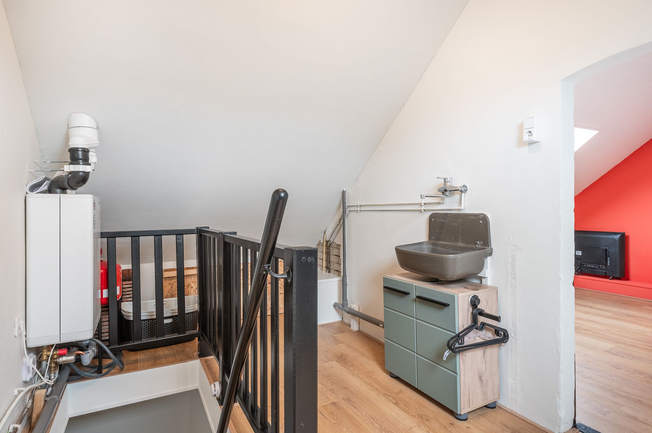 Completely Renovated Family Home with Garage in Child-Friendly Doesburg Neighborhood — 18