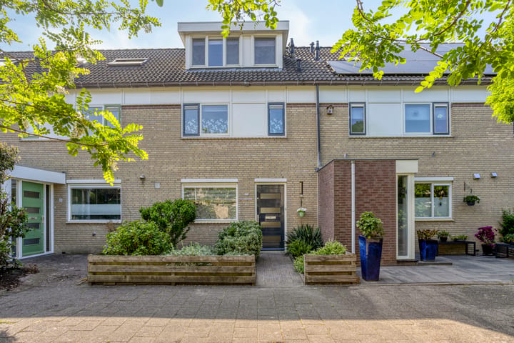 Photo 2 of Bevelandstraat 24