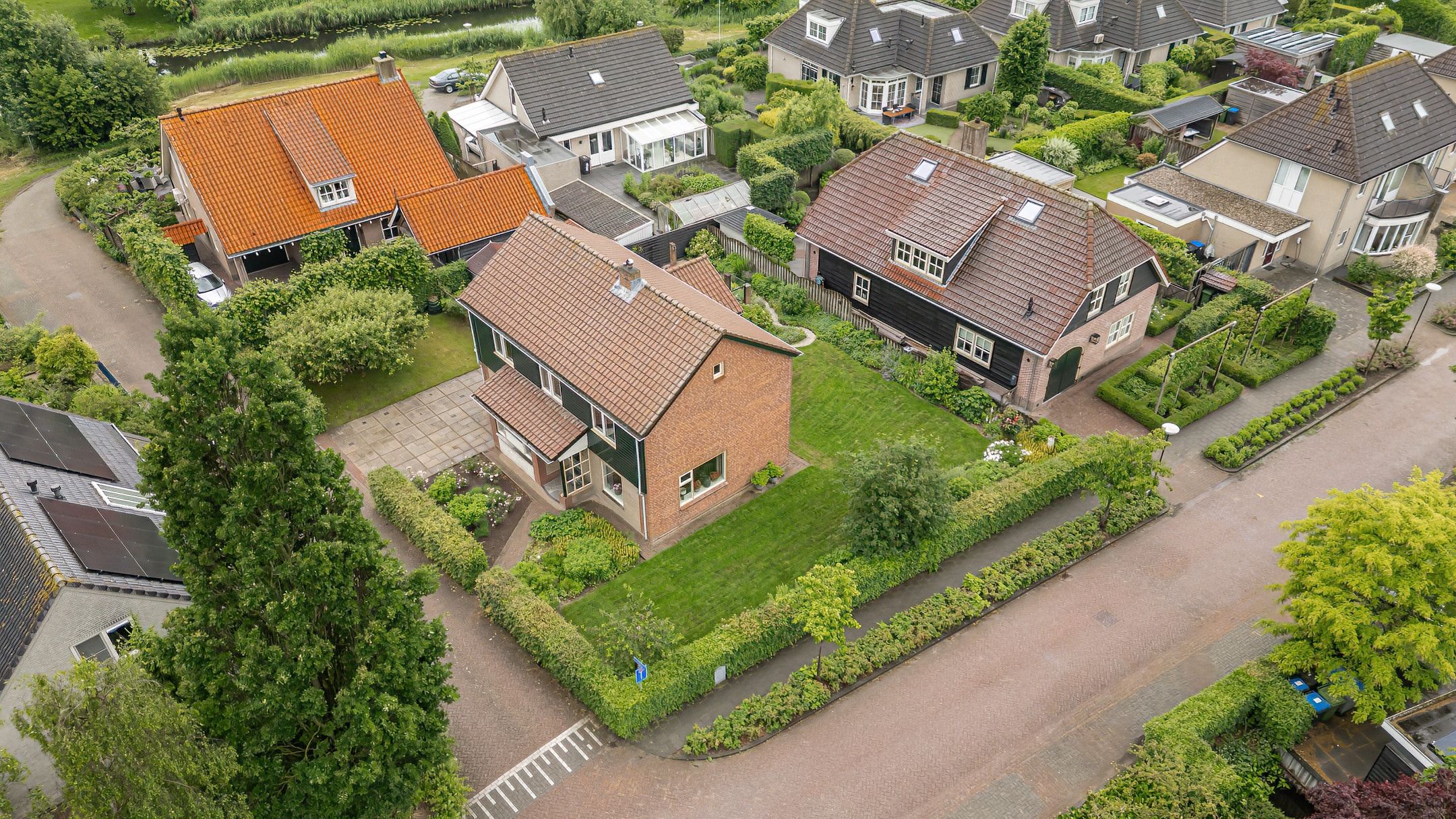 Photo 3 of Hoefslag 2
