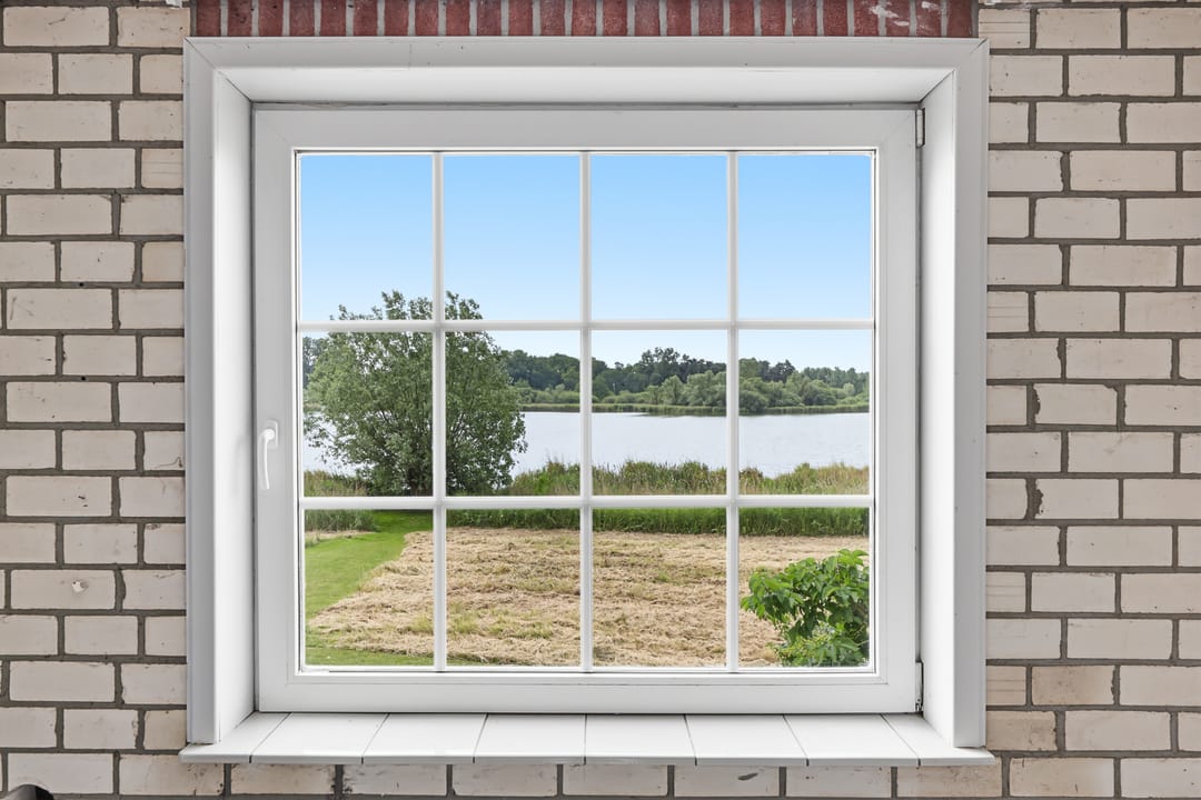 Luxury Semi-Detached Home with Panoramic Nature Views and Private Wellness Area — 31