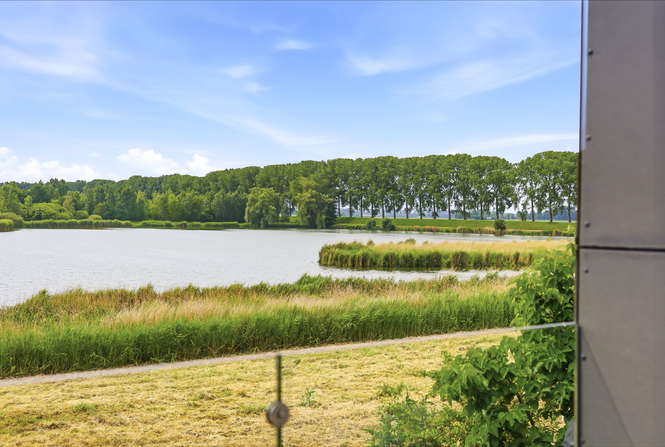 Luxury Semi-Detached Home with Panoramic Nature Views and Private Wellness Area — 27