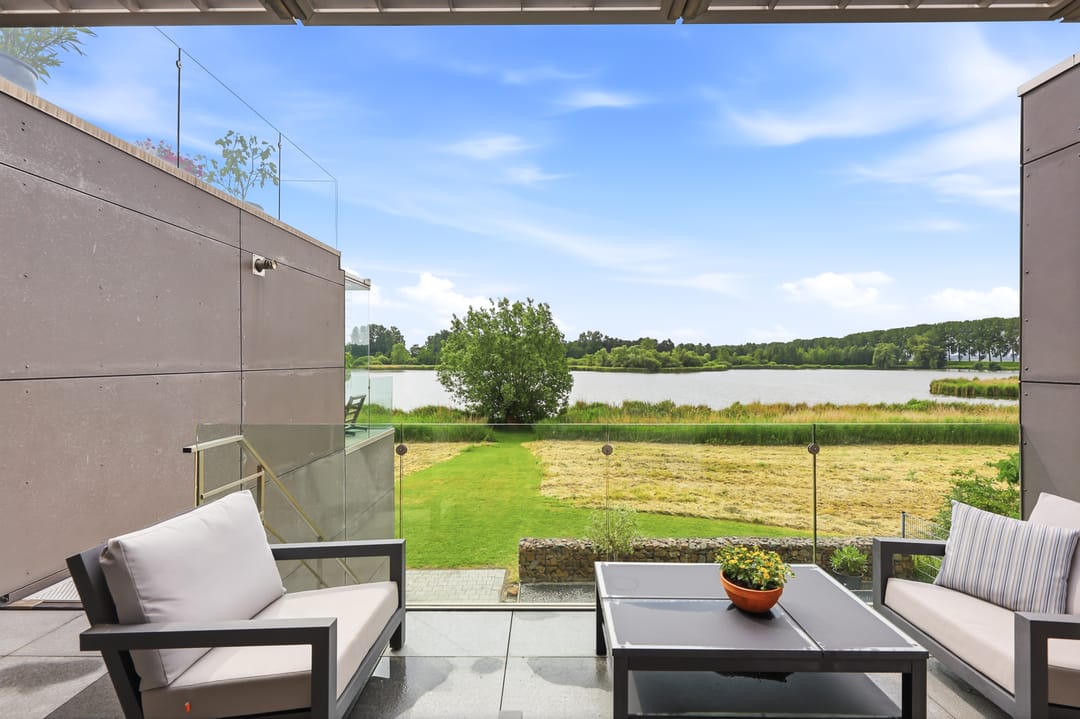 Luxury Semi-Detached Home with Panoramic Nature Views and Private Wellness Area — 26