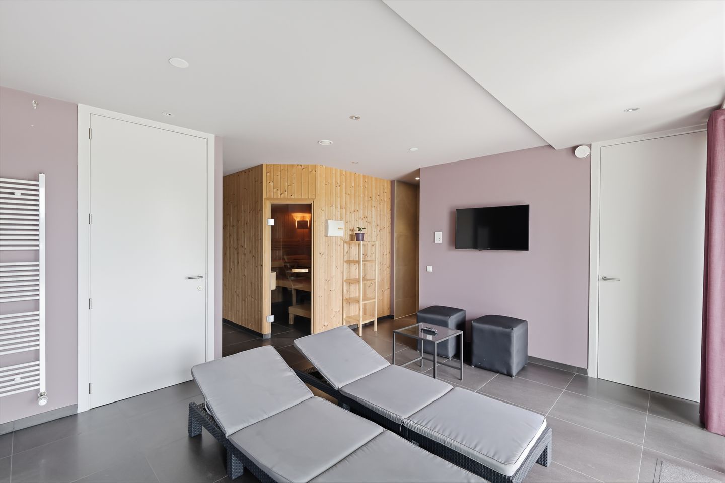 Luxury Semi-Detached Home with Panoramic Nature Views and Private Wellness Area — 34