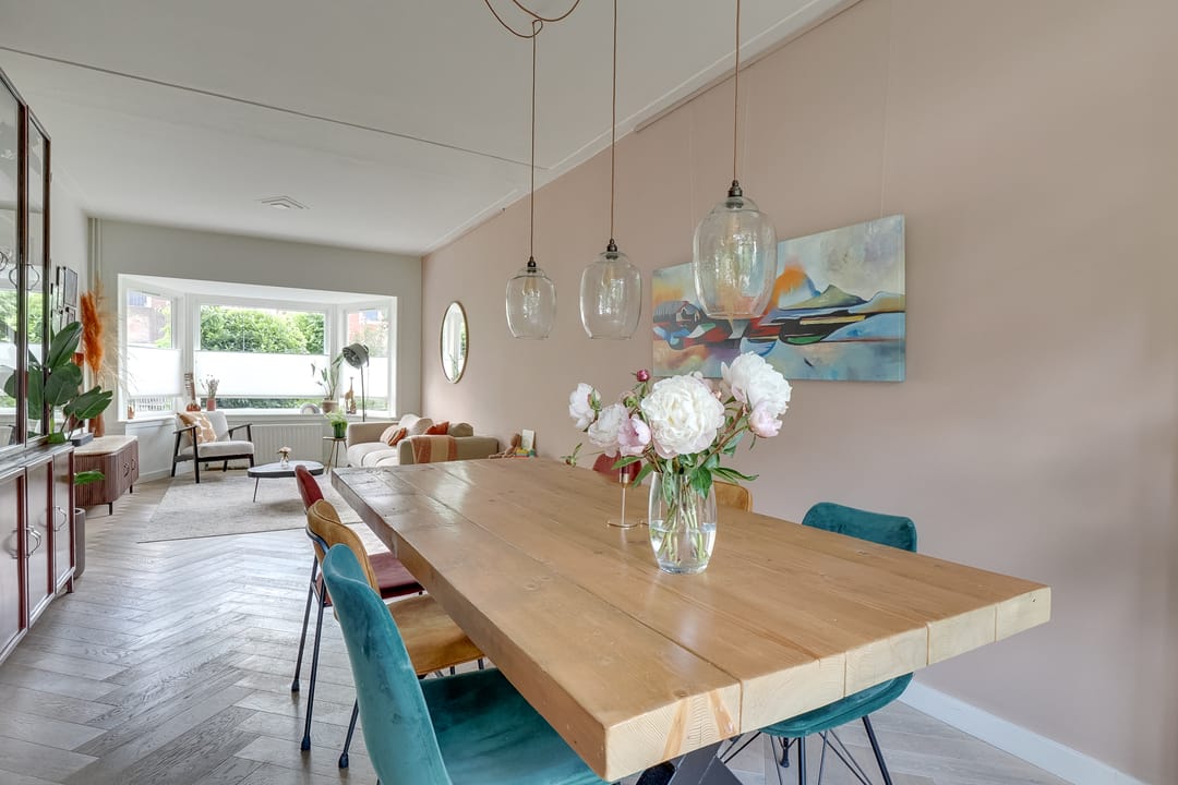 Charming 1930s Family Home with Five Bedrooms in Popular Tuindorp — 16