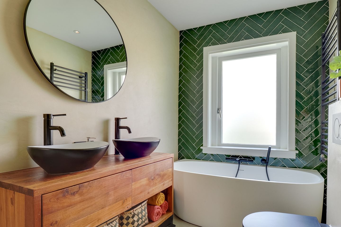 Charming 1930s Family Home with Five Bedrooms in Popular Tuindorp — 40