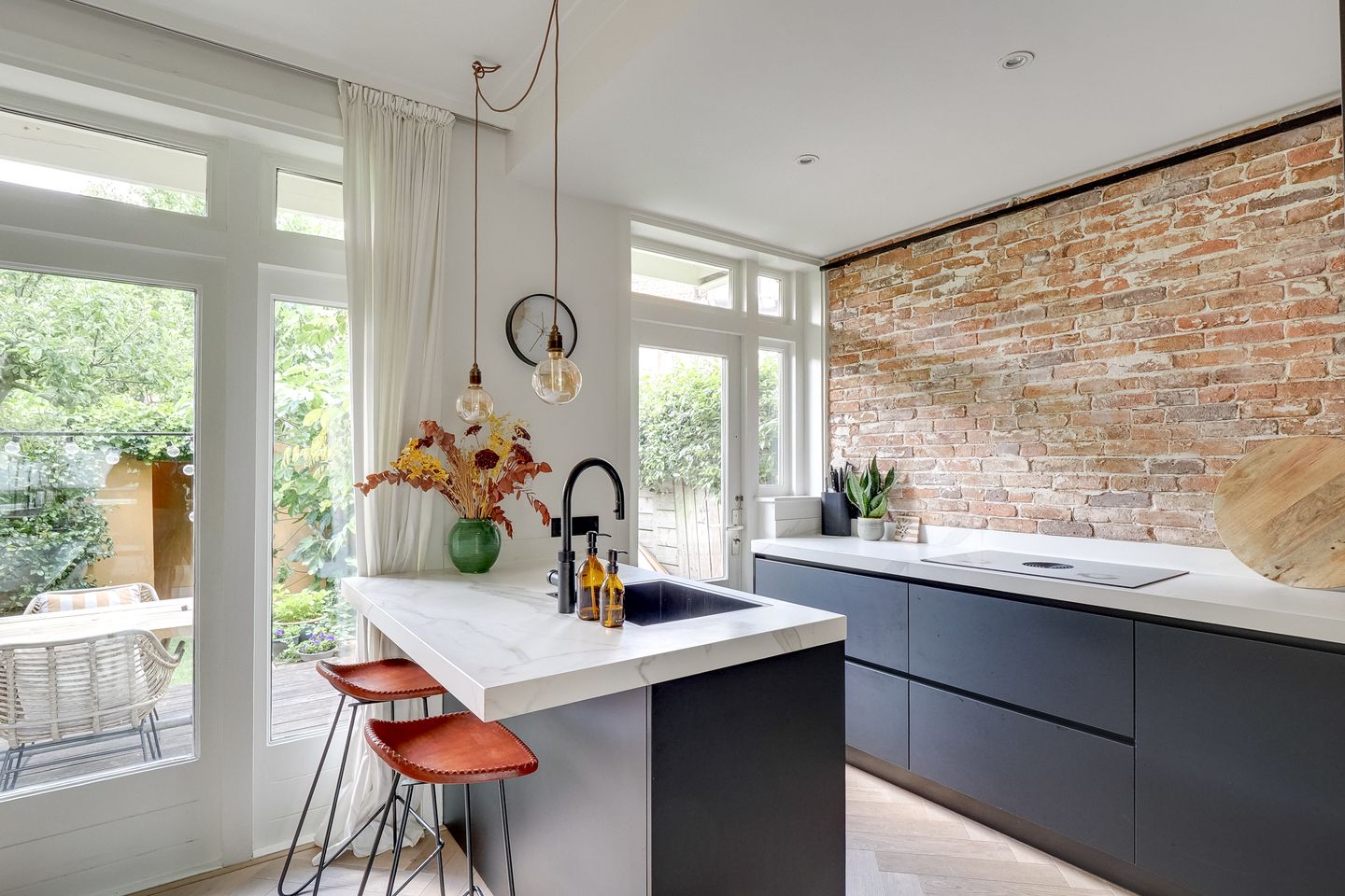 Charming 1930s Family Home with Five Bedrooms in Popular Tuindorp — 20