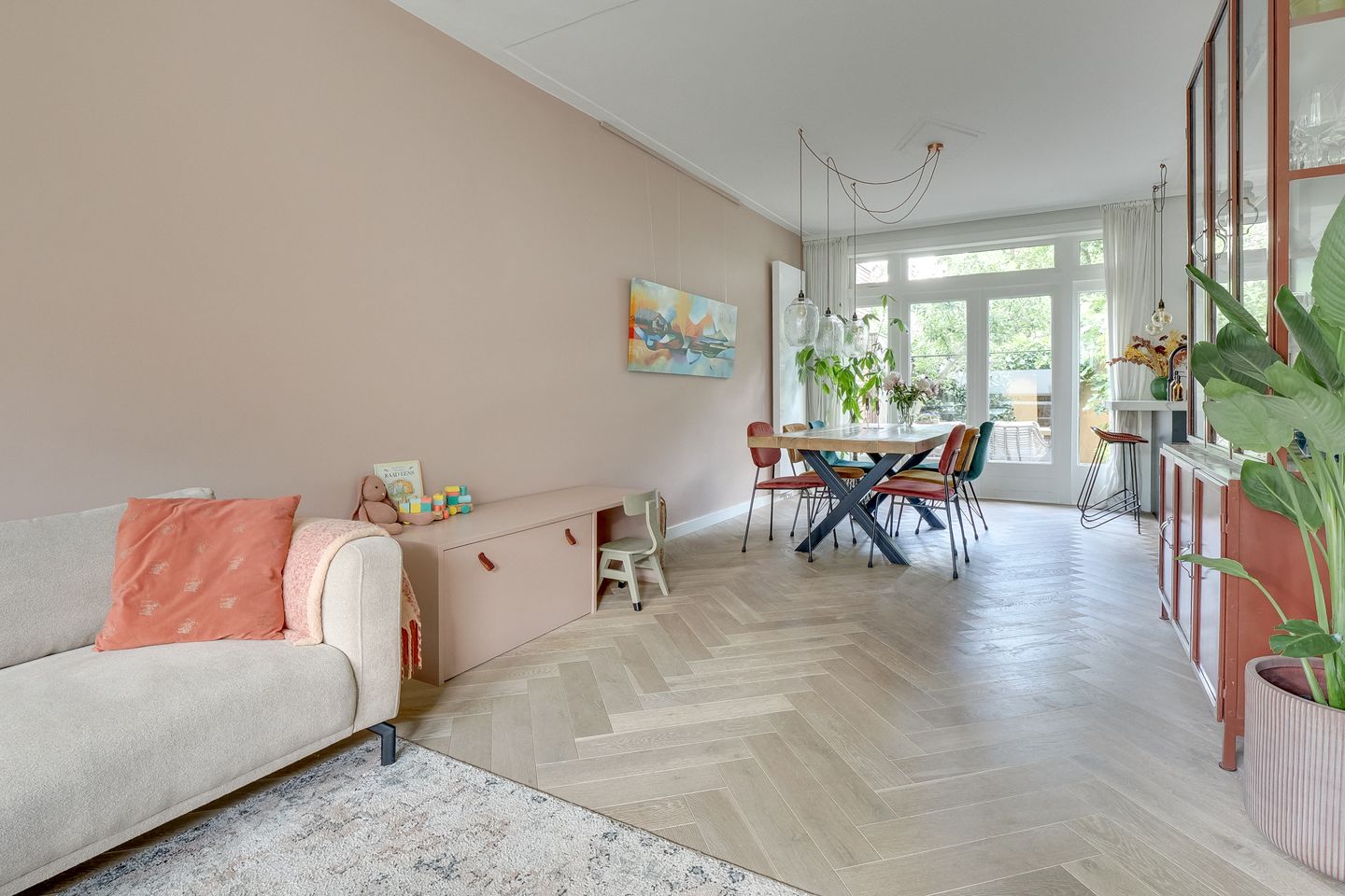 Charming 1930s Family Home with Five Bedrooms in Popular Tuindorp — 14