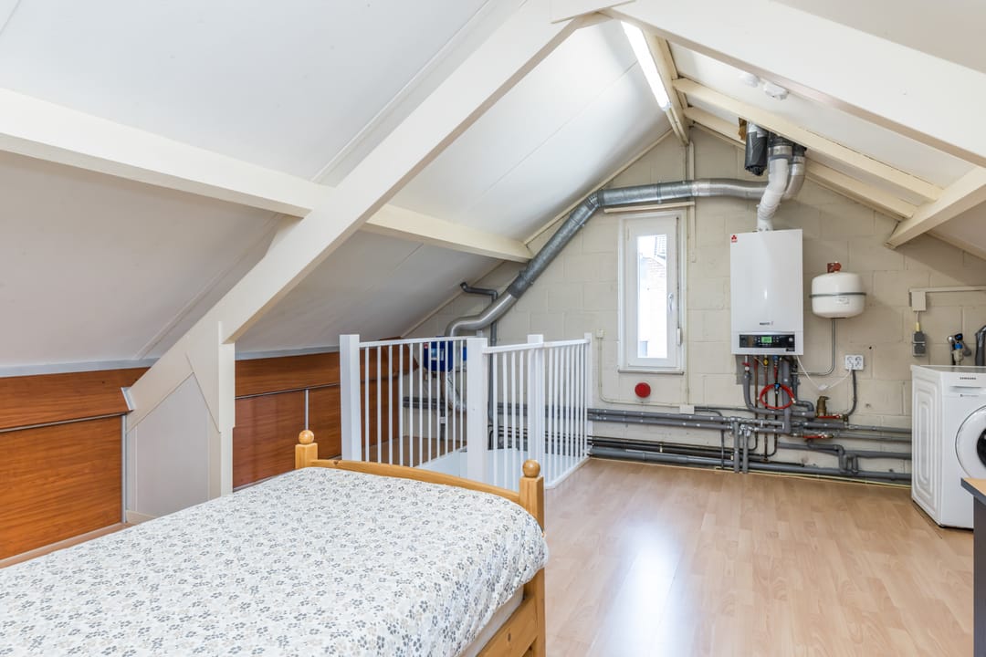 Move-in Ready Semi-Detached Family Home with Garage in Heerlen — 32